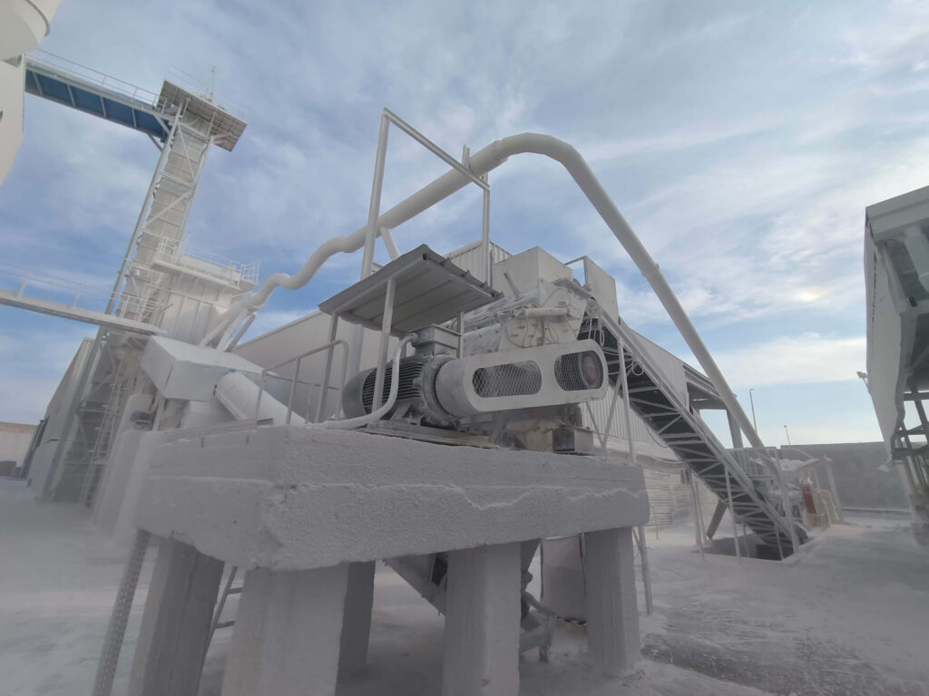 Daswell crushing plant for powder processing 2