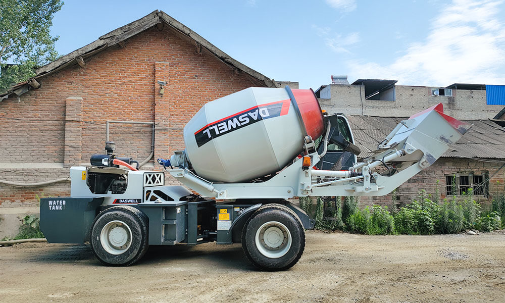 Daswell self-loading concrete mixer for on-site mixing Daswell self loading concrete mixer for on site