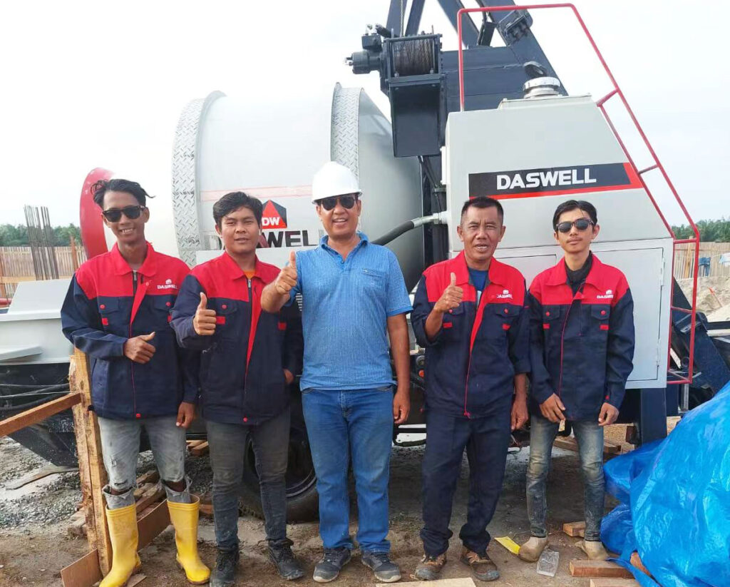Daswell concrete mixer pump for road and building construction in attambua, indonesia 2 concrete mixer pump case indonesia