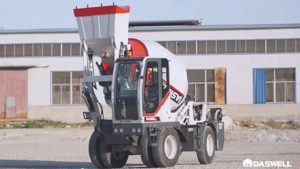 Slm3. 5 self loading concrete mixer supporting on-site construction in el salvador 1 self loading concrete mixer