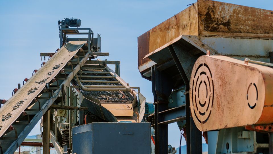 Choose the right crushing equipment Choose the Right Crushing Equipment